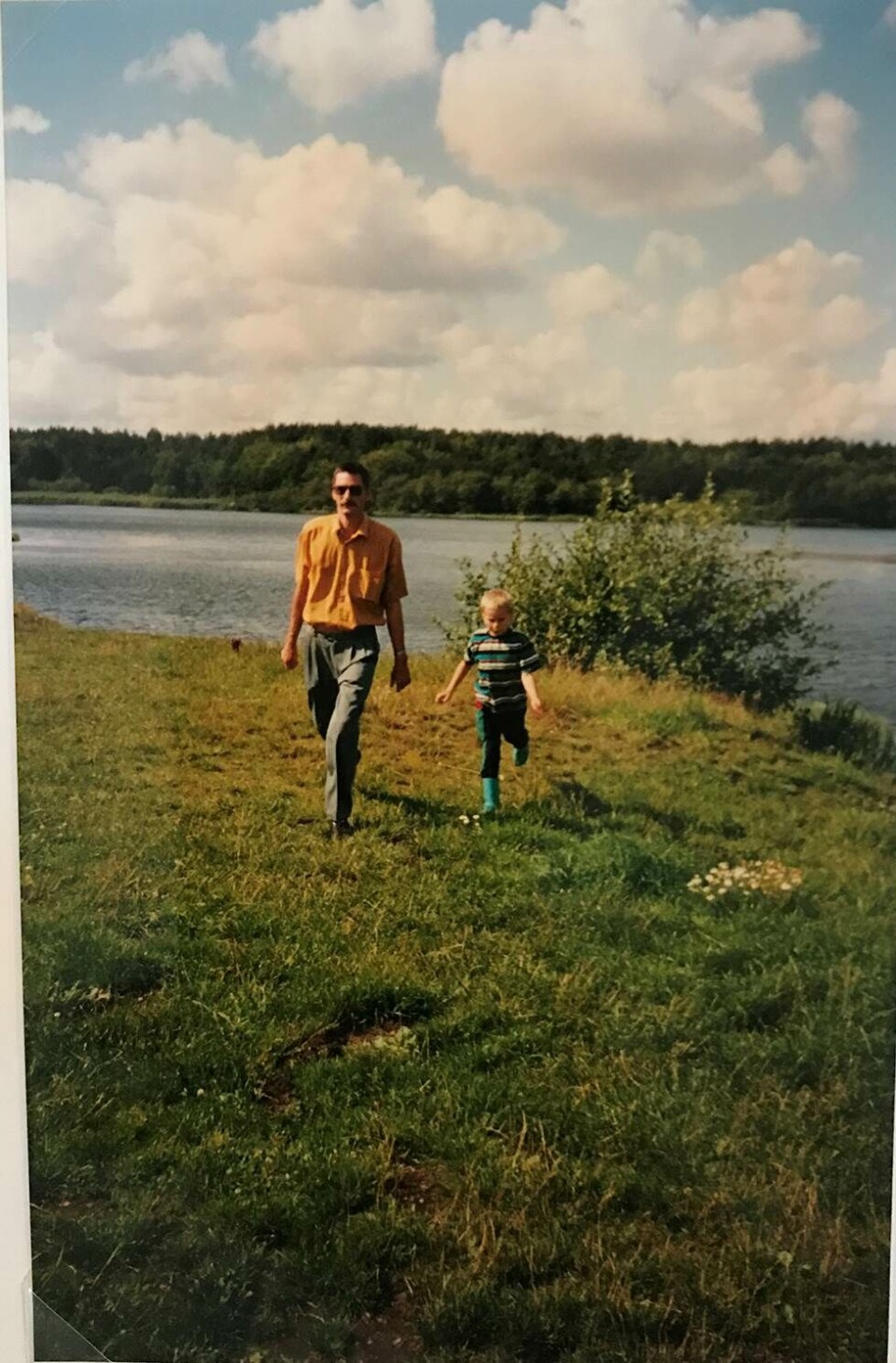 Thomas Skov vil med sin egen historie have dig til at tænke over, om du har det forhold til din far, som du drømmer om