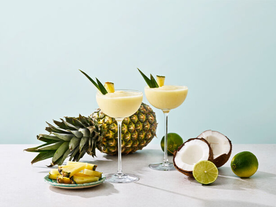 Cointreau_CoconutPinaMargarita.jpg