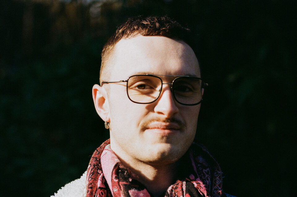 Benjamin er 22 år, autodidakt, og så laver han mad på en af landets bedste restauranter