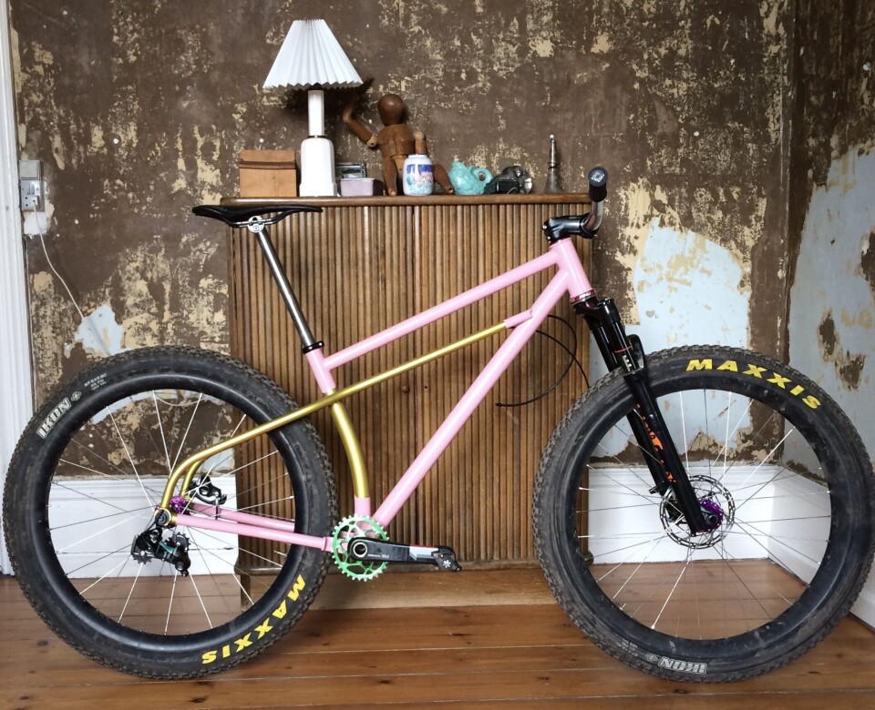 Han har en af landets bedste cykelforretninger – her er hans cykel-cv