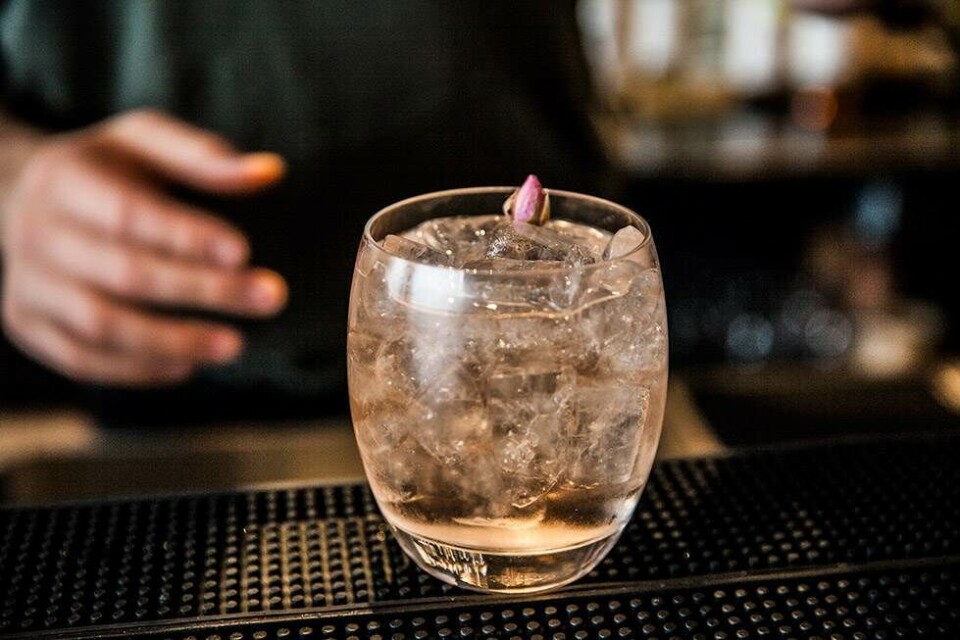 Danmarks bedste bartender giver dig opskriften på 3 sommercocktails