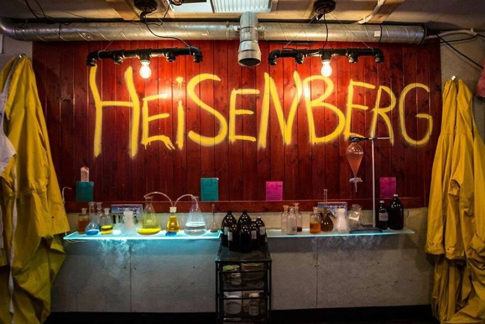 Se billederne: Drik osende cocktails på Breaking Bad-bar i New York