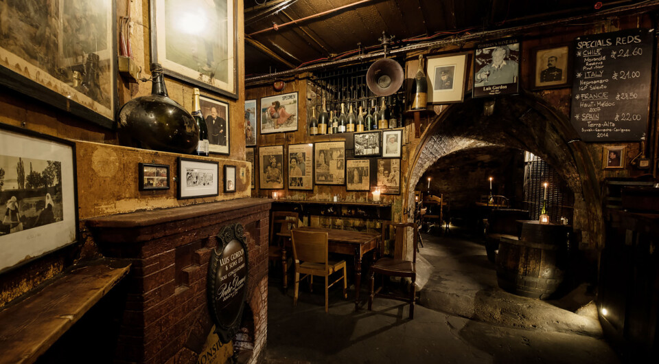 Vinbar London 2.jpg