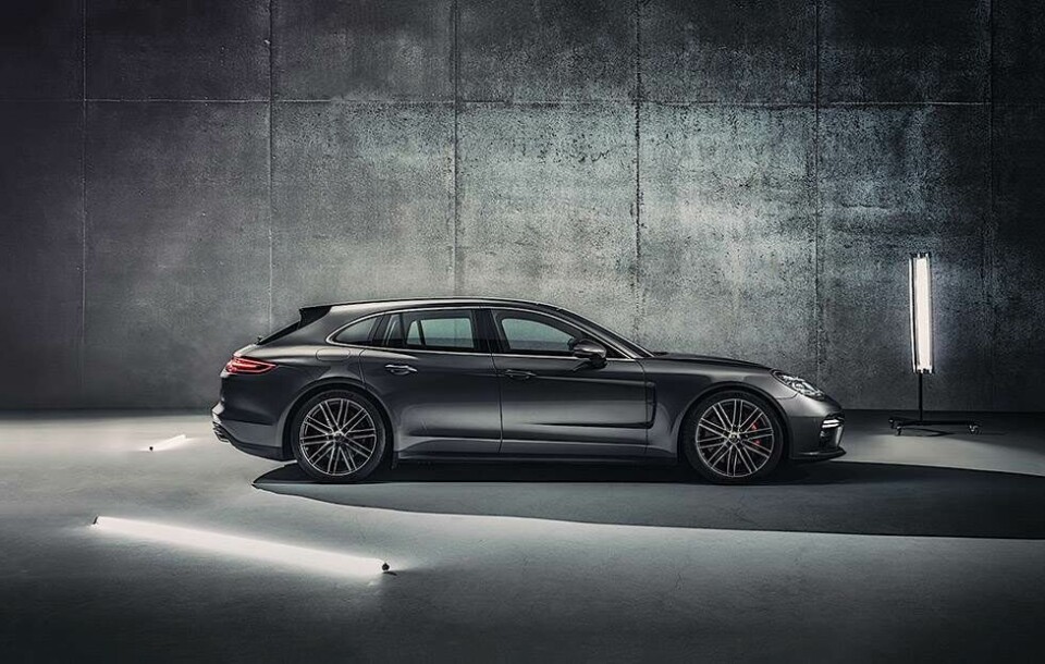 Graus anmeldelse af Panamera Sport Turismo: 'Den er med på alt, hvad du byder den'
