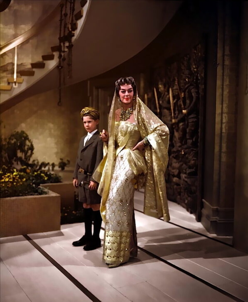 Auntie-Mame-2.jpg