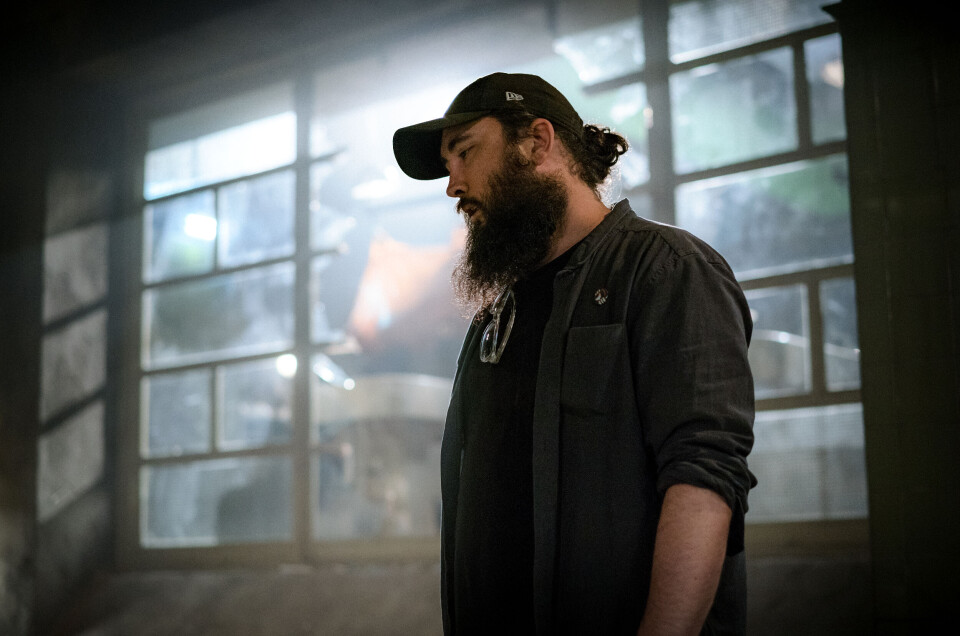 Dette er instruktør på 'Overlord' og 'Cloverfield' Julius Avery.