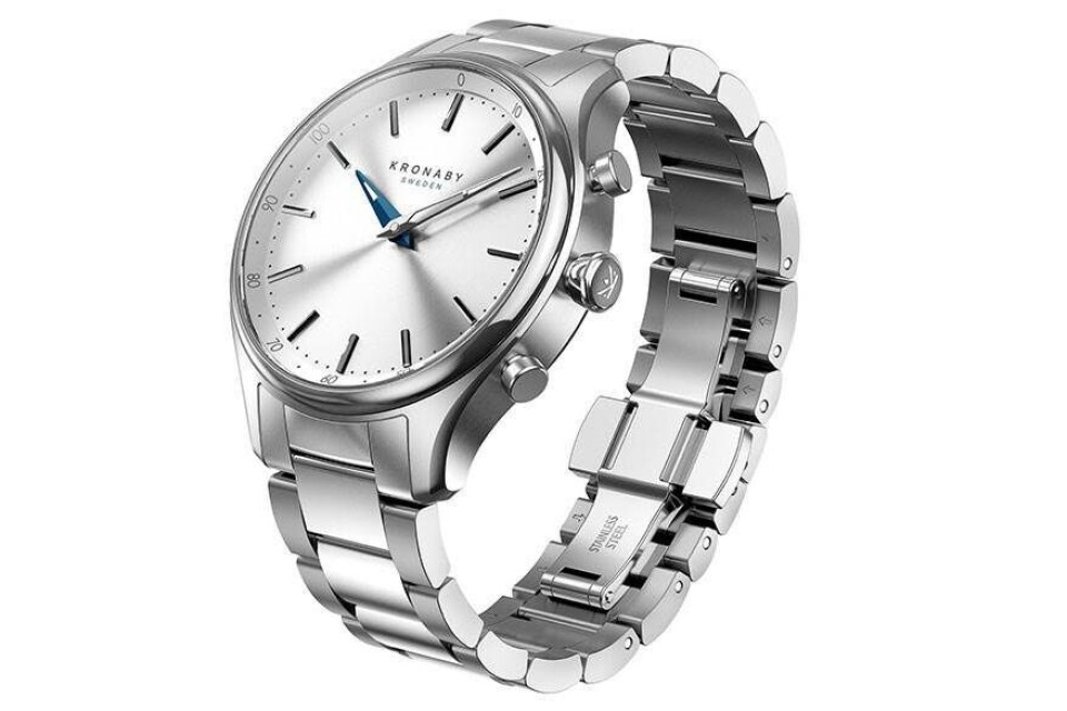 Ambitiøst svensk ur-brand bygger bro mellem klassisk design og smart-teknologi