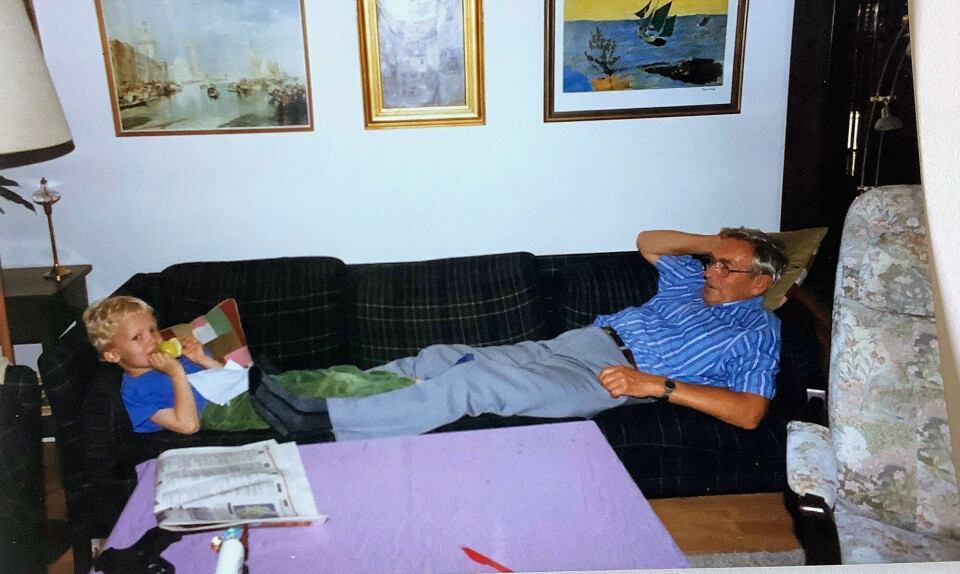Hvis jeg skal forstå, at min morfar er død, må jeg vække ham til live