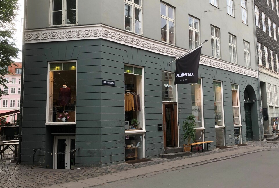 Danmarks første streetwearbutik fylder 25 år: 'Streetwearen døde, da menigmand forbandt det med tribal-tatoveringer og alt for stort tøj'