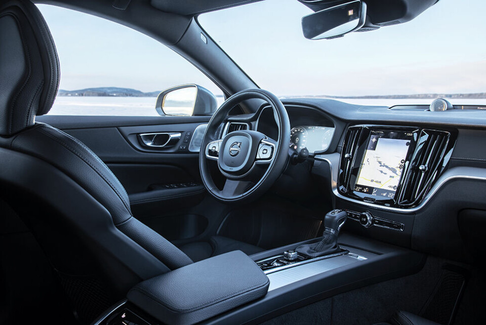 V60 Cross Country 17.jpg