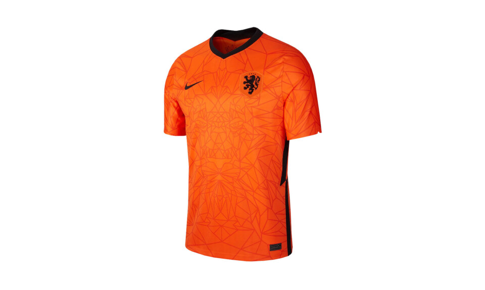 Euroman anmelder de bedste og værste EM-trøjer