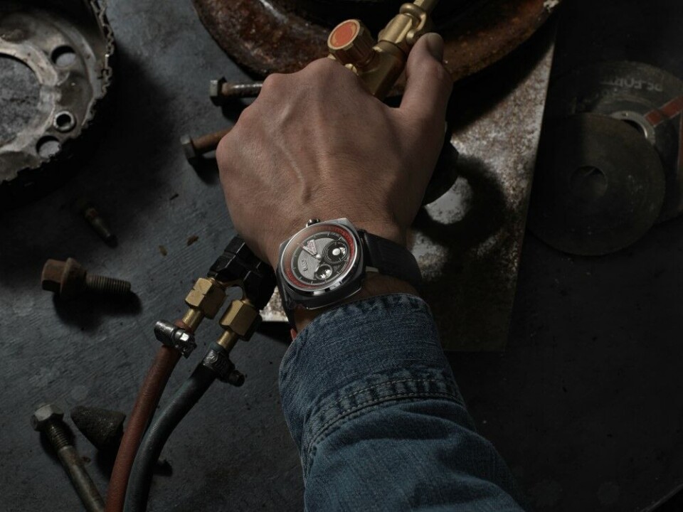 REC Watches P-51 Little Red Lifestyle 7.jpg