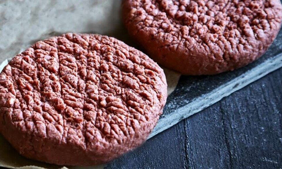Peter Falktoft reklamerer for nyt, vegansk hakkekød: “Der er få ting i det her land, der gør folk lige så rasende, som når man påpeger nogle fejl ved den danske madkultur”