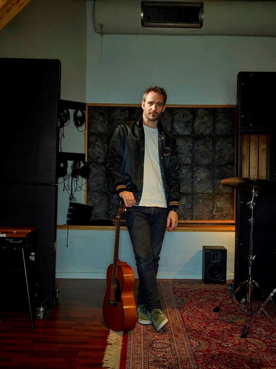 Rasmus Walter: 'Jeg er i studiet fra 9-15 hver dag. Det er næsten som et kontorjob, bortset fra at jeg laver musik'