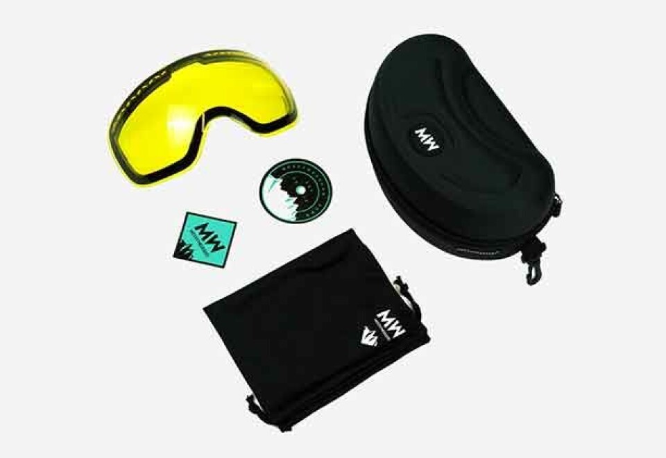 FLOAT_II_XE209-Hardbox,-Lens,-Sticker.jpg
