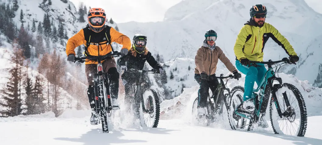 Mange skisportssteder kæmper med manglende sne, og de skal tænke kreativt for at overleve