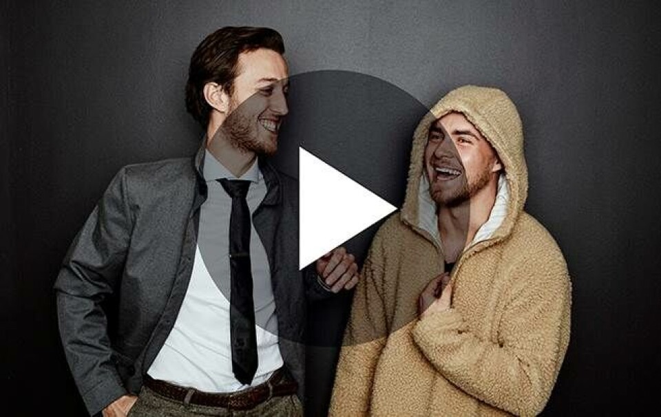PREMIERE: Se første program i vores nye serie ’Omvejen – med Peter og Esben’