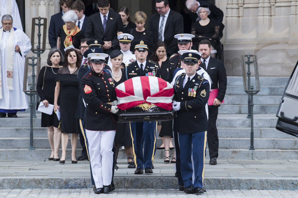 John McCain begravelse