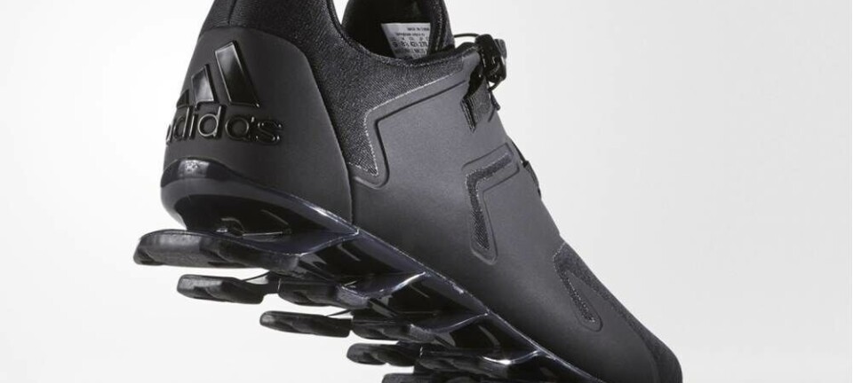Adidas introducerer den futuristiske ’Springblade Solyce’-model i en lækker sort variant
