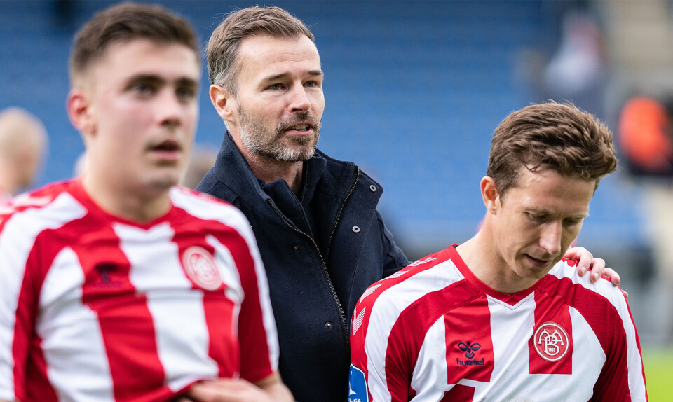 AaB-chef er ikke klar til at skrotte VAR endnu: ”Det her er en vej, vi skal ned ad, uanset om vi vil det eller ej”