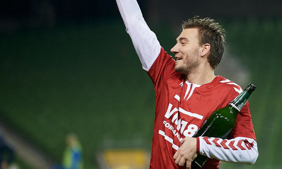 Underskriftindsamling: Udsæt VM, til Bendtner er klar
