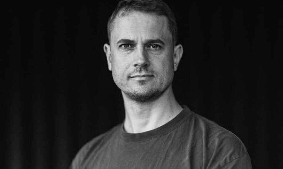 ”Jeg endte selvfølgelig som den typiske far, der faldt, fik en diskusprolaps, blev opereret, og nu er tvunget i fitnesscenter for at styrketræne min ryg”