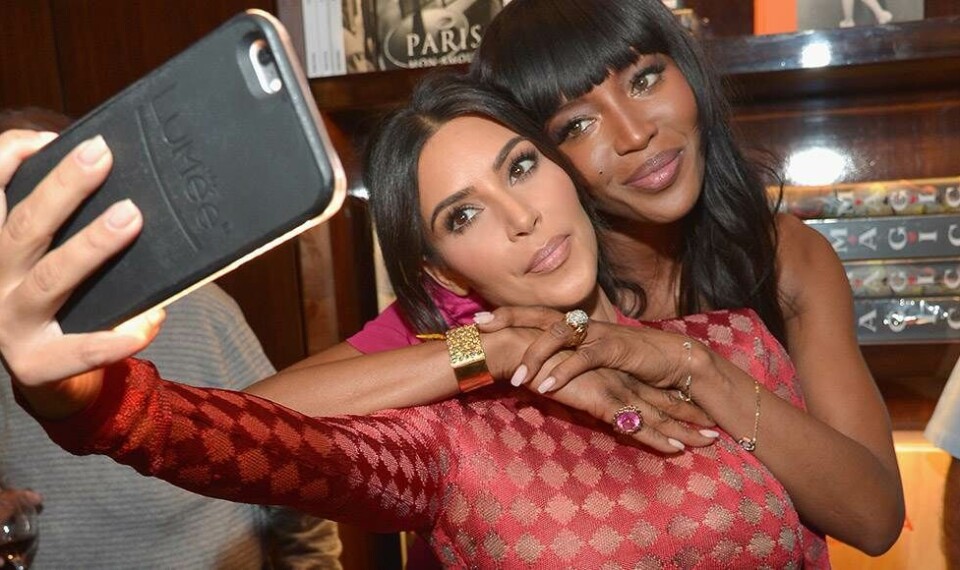Kim Kardashian har dømt selfies umoderne