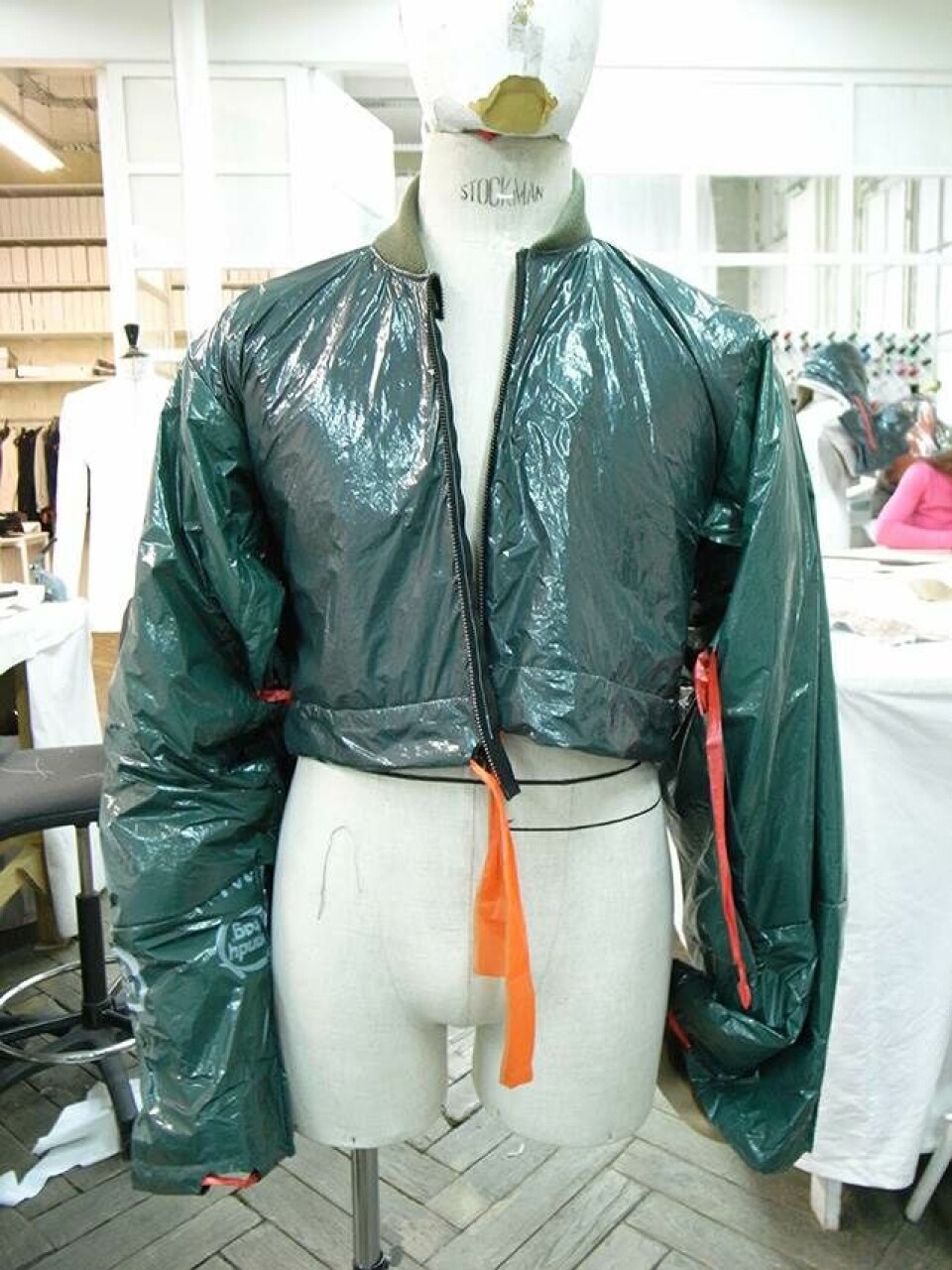 Danmarks største designtalent forlod drømmejob i Paris, nu er han på vej mod toppen med sit eget mærke