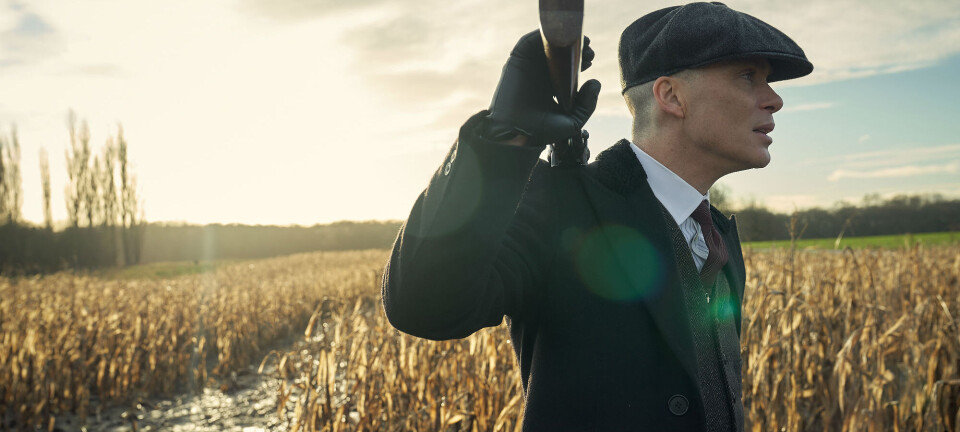 Fem serier på kanten af det normale