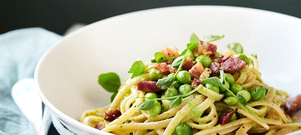 Opskrift: Sådan pifter du din pasta carbonara op med ærter