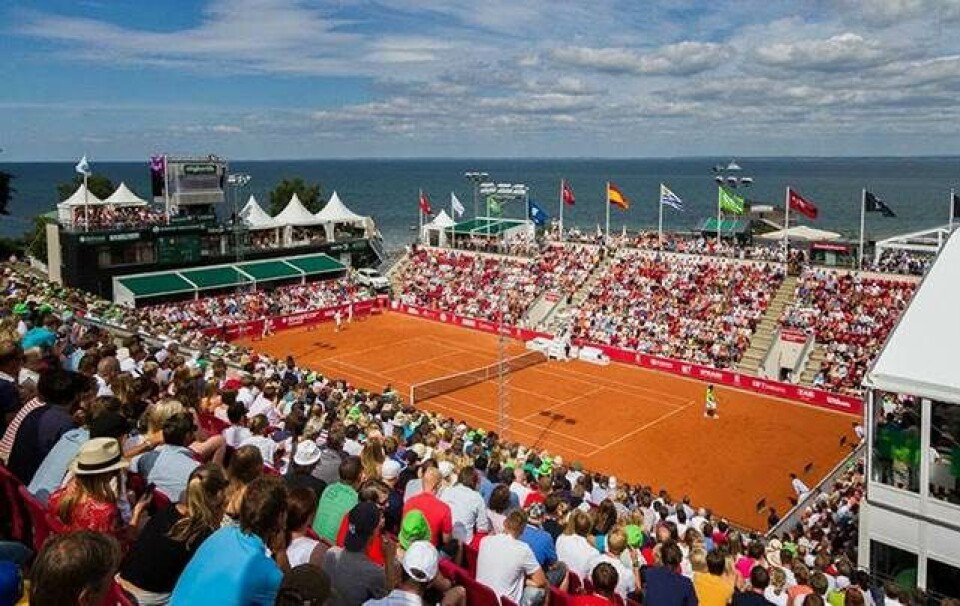 Båstads tennis-uger får Tisvilde og Skagen til at ligne en tur på Bakken