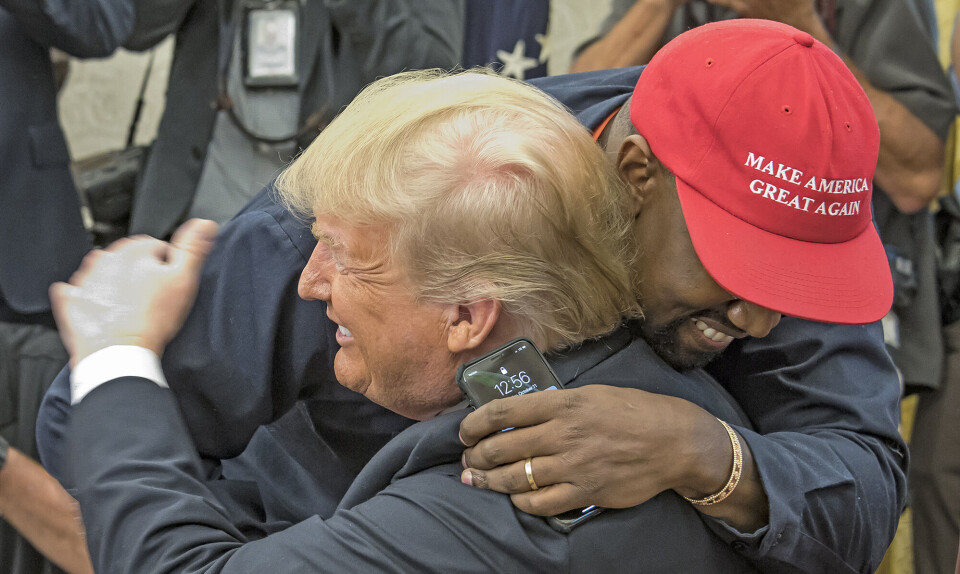Kanye West siger, at han vil holde sig fra politiske udmeldinger