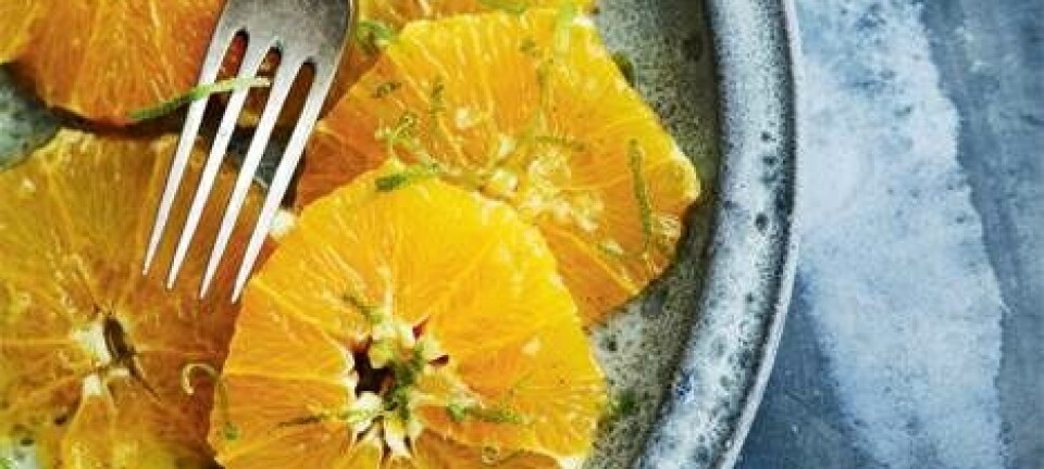 Lækker appelsinsalat med ingefær og sirup