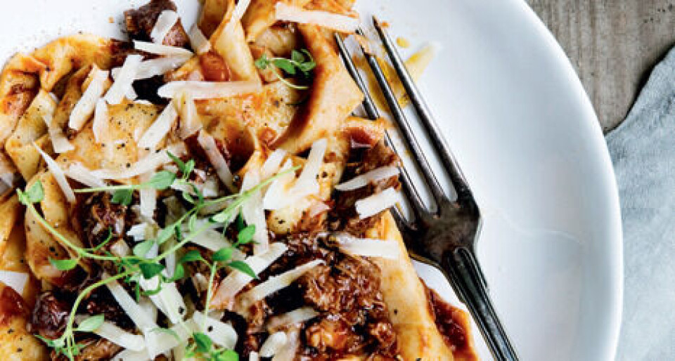 Pappardelle med svinekæber i vino
