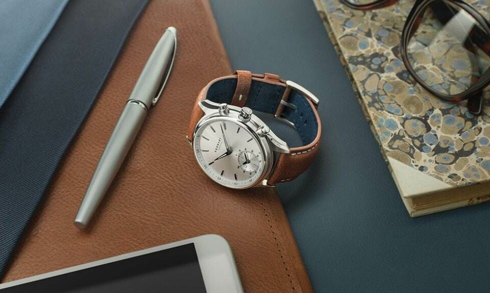 Hybrid ure bygger bro mellem analog ure og smartwatch-teknologi