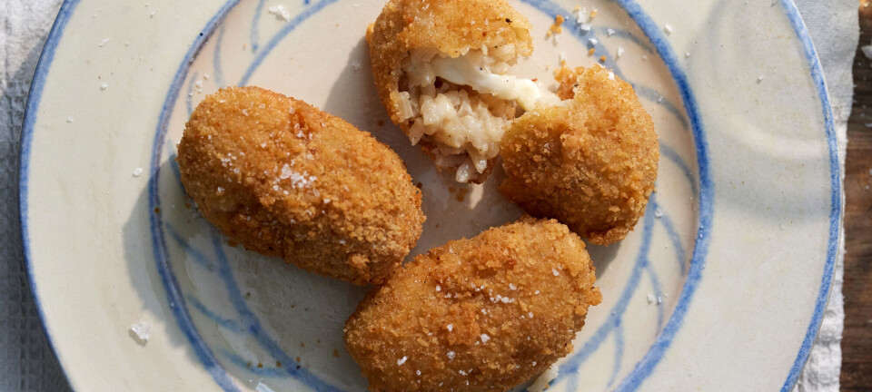 Risottokuglernes Maserati: Sådan laver du italienernes suppli cacio e pepe