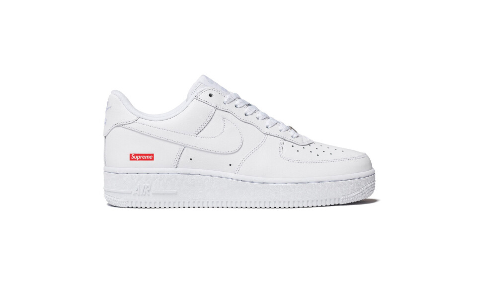 Sæt dig bare i kø nu: Supreme sætter sit præg på ikonisk Nike-sneaker