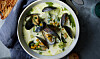 Opskrift: Muslingesuppe med persille, kartofler og ostesauce