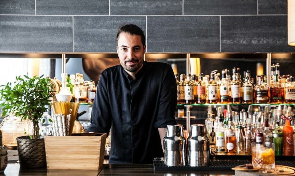 Mate Csatlos bartender