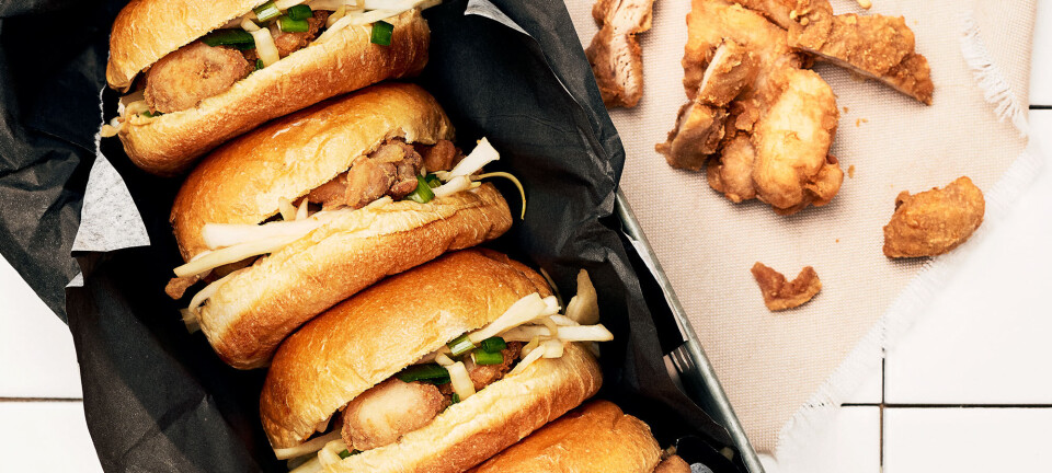 Opskrift: Sådan laver du en nem og lækker kyllingeburger