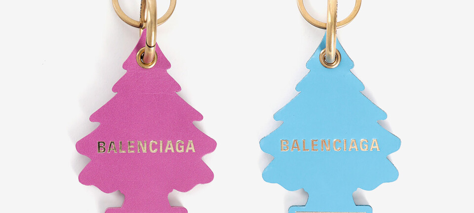 Et dufttræ-firma sagsøger Balenciaga for plagiering