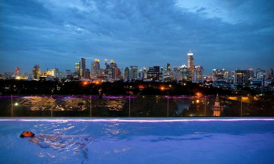 infinity pool bangkok