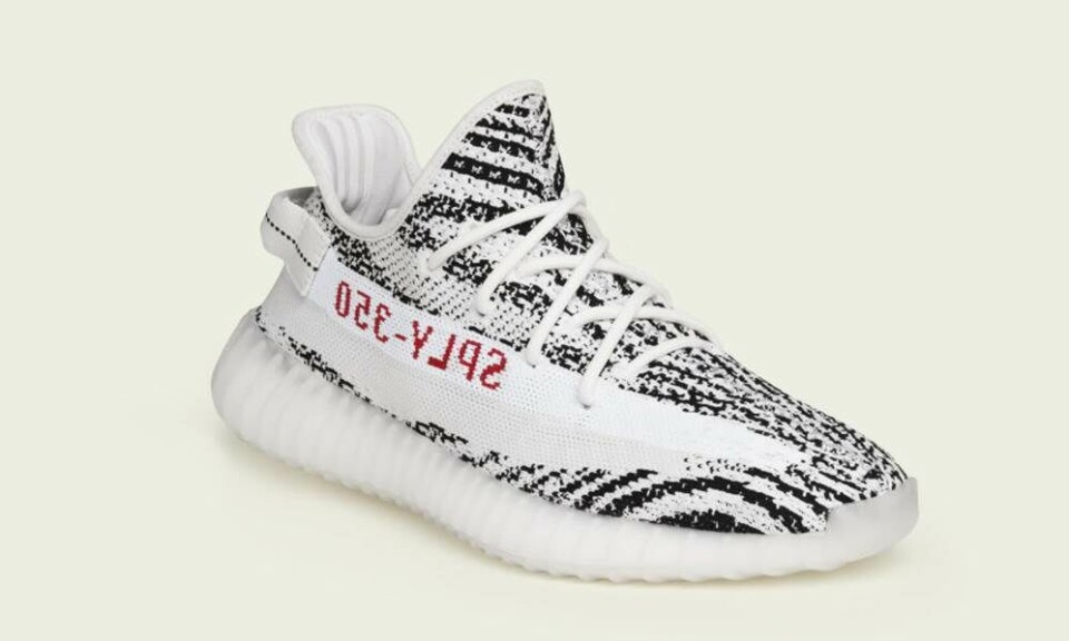 Kim Kardashian med gratis YEEZY Boost 350 V2