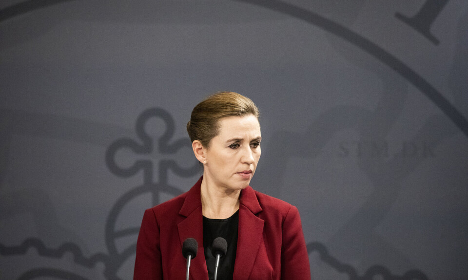 Restauranter, barer og caféer skal lukke – forsamlinger over 10 personer forbydes