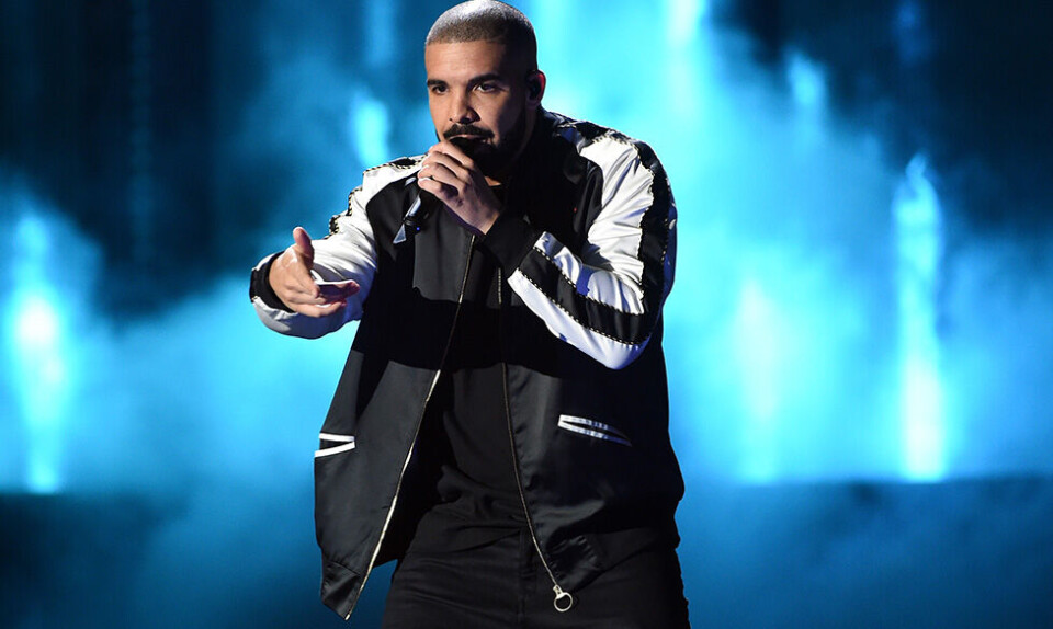 HBO hyrer rapperen Drake til at lave en 'Trainspotting'-lignende tv-serie for unge
