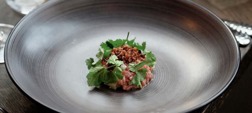 En fransk klassiker med et asiatisk pift: Denne oksetatar vil imponere dine gæster