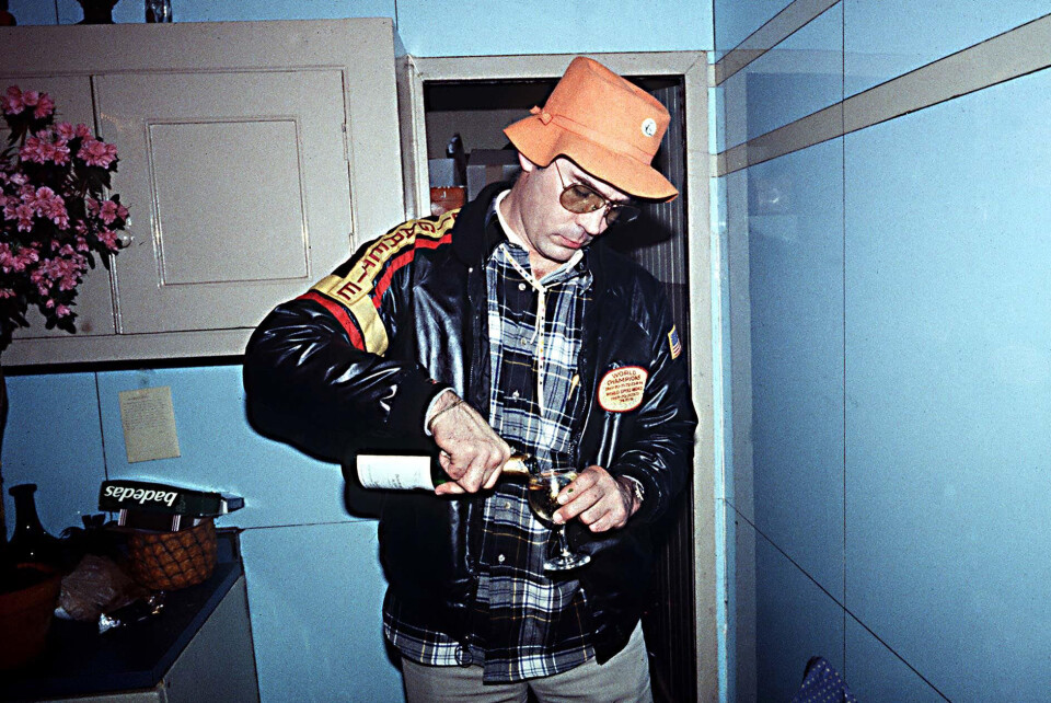 'It’s nut gut for you, eh!”: Doping inden for og uden for grænserne