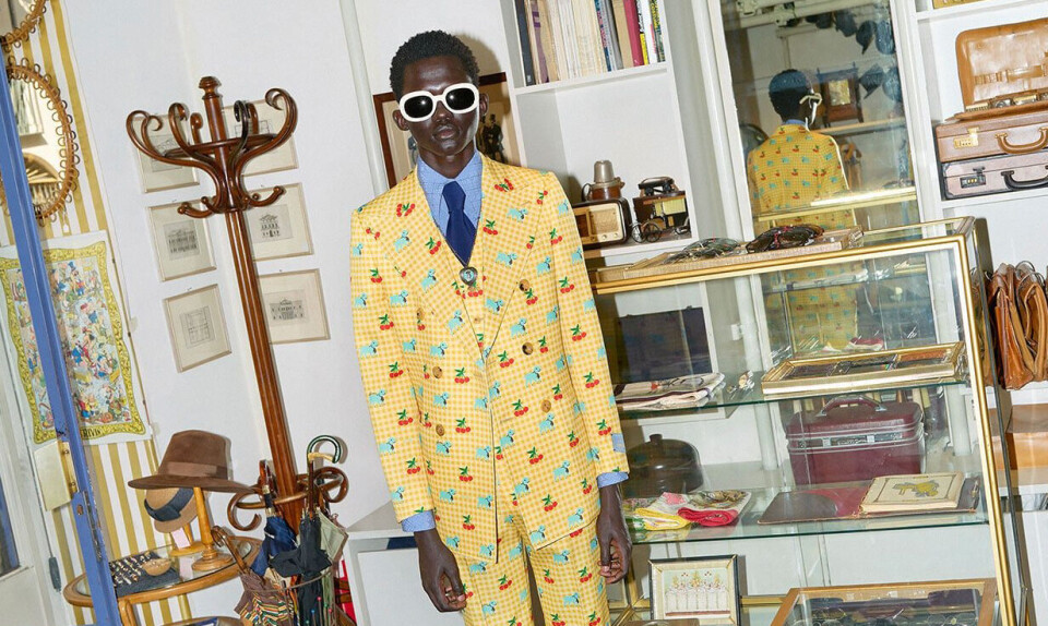 Harry Styles og Gucci laver kollektion, så du kan gå klædt som det farverige stilikon