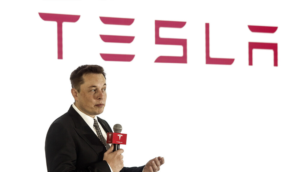 Forhammer var skyld i smadret pansret rude på Tesla Cybertruck