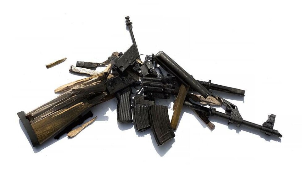 Svensk firma lancerer et ur lavet på illegale våben